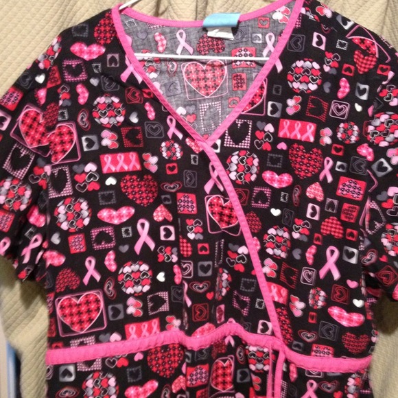Scrub top