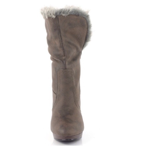 🎀SOLD OUT🎀Gorgeous Mid Calf Boots - Picture 4 of 4