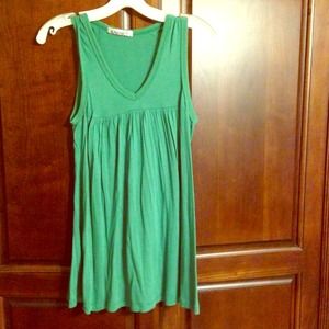 Emerald green flowy top
