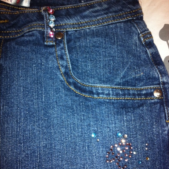 Jeans - Picture 3 of 3