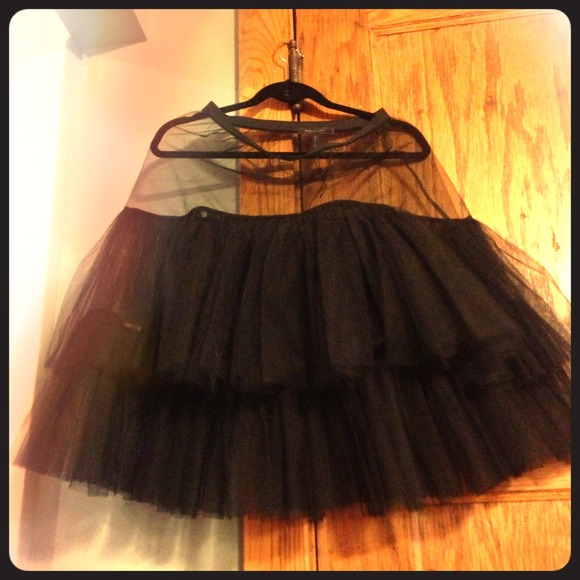 Bcbg Maxazira black tutu skirt