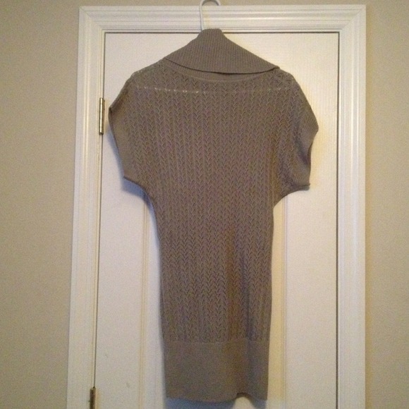 Gray Tunic - Picture 2 of 3