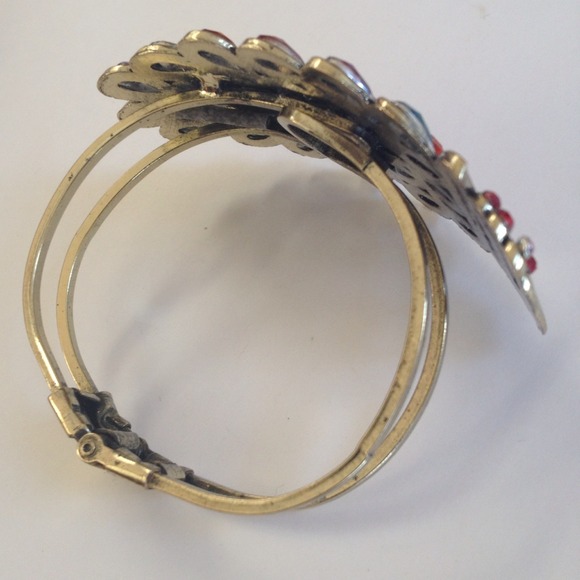 3 for 15🎀Antique brass peacock bangle - Picture 3 of 6