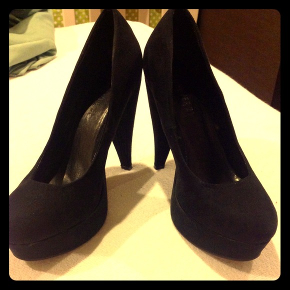 Black suede pumps