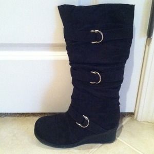 Black suede wedge boots