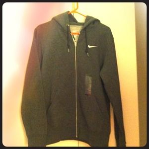 Men's gray Nike sweatshirt.