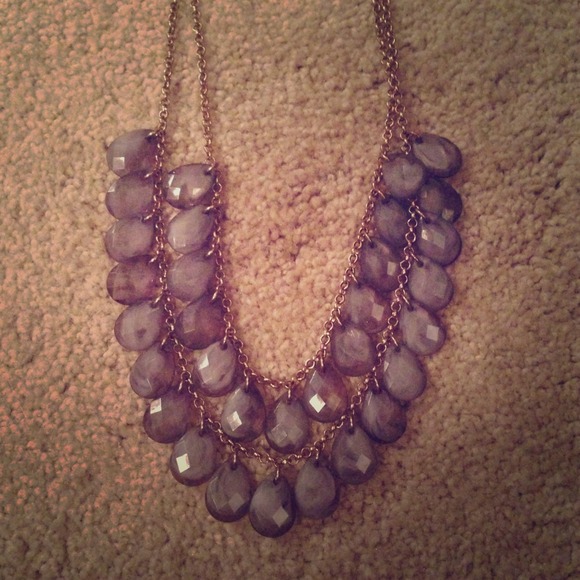 🚫TRADED🚫Gray Statement Necklace