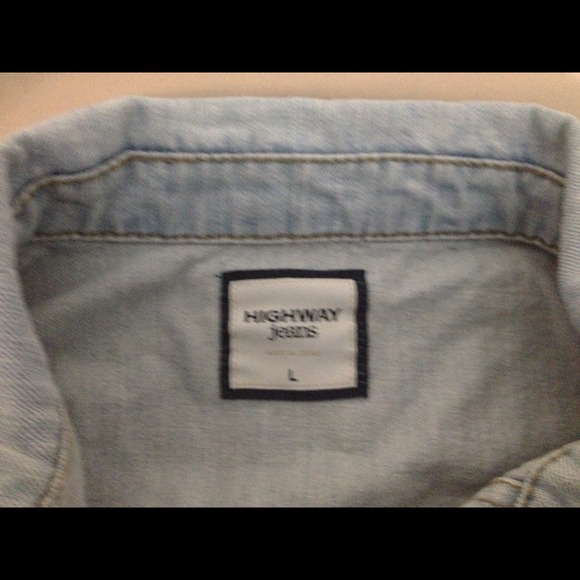 Jean Jacket🎀 - Picture 2 of 2