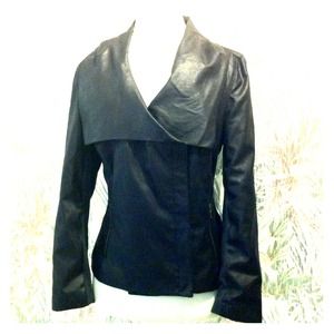 Chic casual faux leather jacket