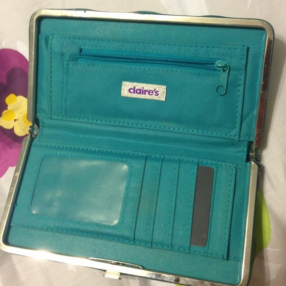 Wallet - Picture 3 of 3