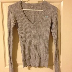 Grey Hollister Long Sleeve!