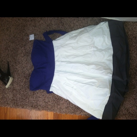 Color blocked dress