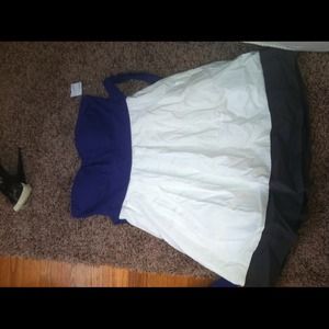 Color blocked dress