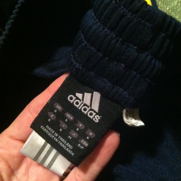 ⭐Adidas pants⭐ - Picture 2 of 4