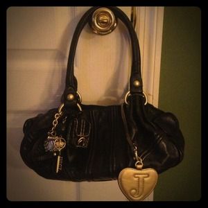 Black leather Juicy Couture handbag!