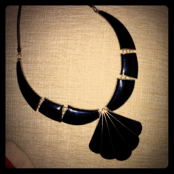 Great Black Statement Necklace - Pop To Any Outfit