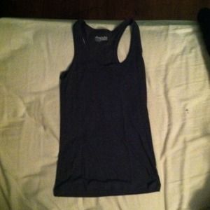 Basic dark grey tank 🎉🎉🎉