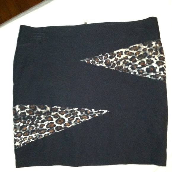 Cheetah print tube skirt! 🎉🎉🎉