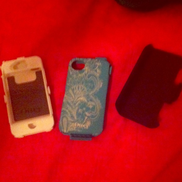 iPhone 4/4s otter box case and holder