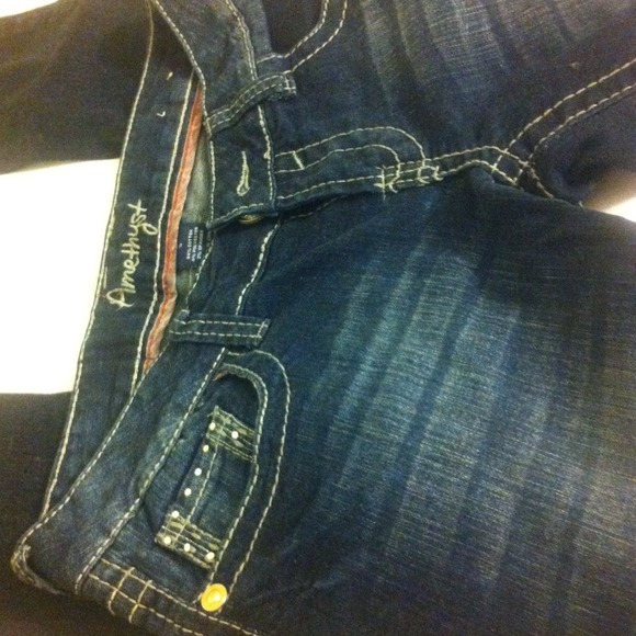 Faded Jeans - Picture 2 of 4