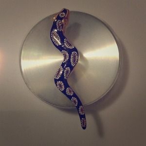 14k Yellow Gold Snake Pendant