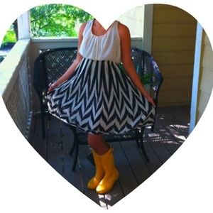 Chevron dress brand new forever 21
