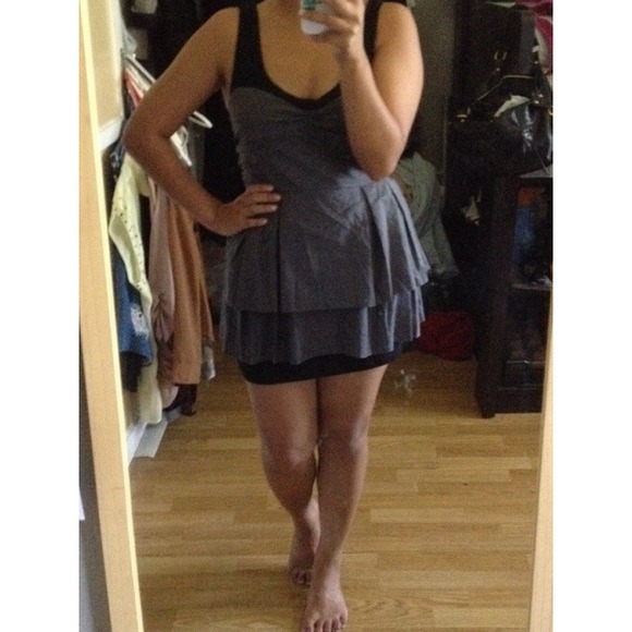 Dress 👗 - Picture 3 of 3