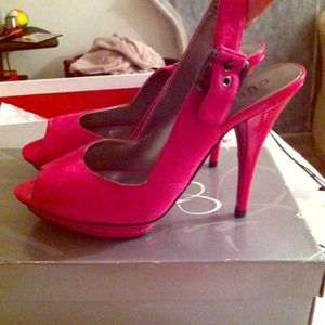 Guess Pink Suede Peep toe Never Worn!