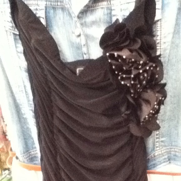 Shirt - Picture 3 of 3