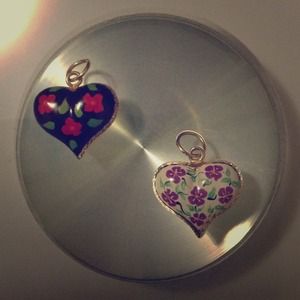SOLD! 🎉 14kGold Handpainted Heart Charm/Pendant