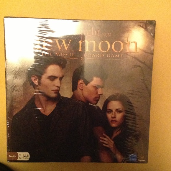 Twilight New Moon Board Game