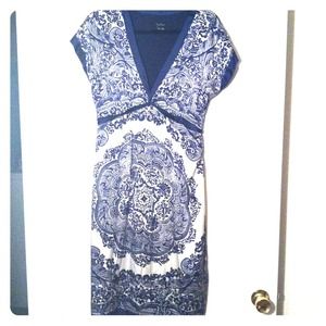 Beautiful Asian inspired dress.