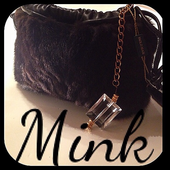 Stunning chocolate mink evening bag - Picture 2 of 4