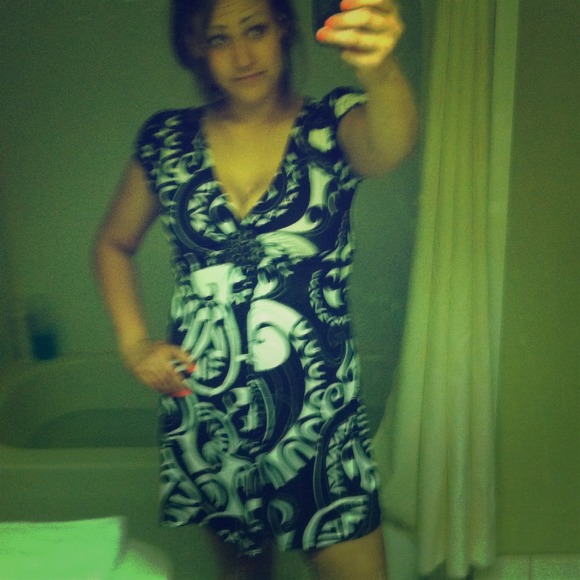 B&W Design Dress 🍸