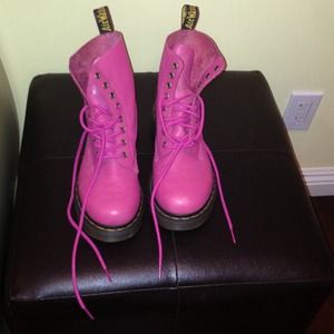 pink doc martens (dr martens)