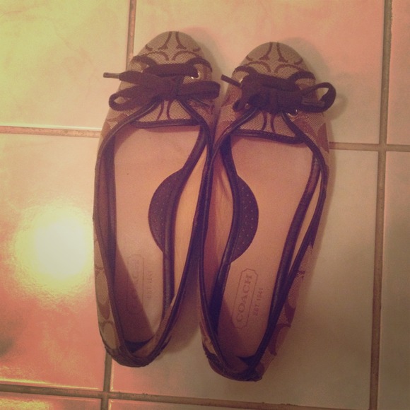 Authentic Coach ballet flats!