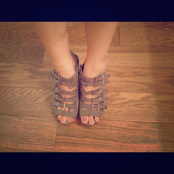 Wedges sandal!