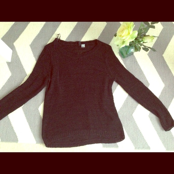 Black h&m sweater