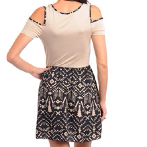 Tan & black dress👗 - Picture 2 of 2