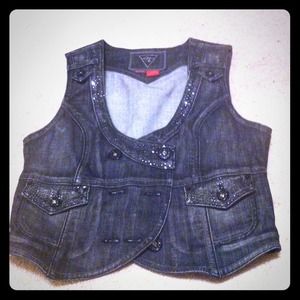 Button up vest