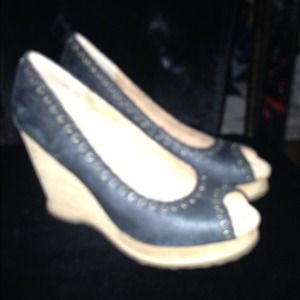 Seychelles black open toe wedge