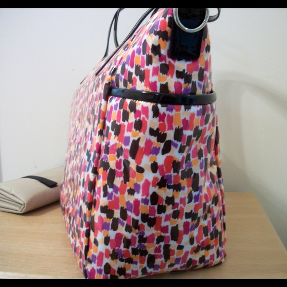 ✨NWT✨KATE SPADE ADAIRA DAYCATION DIAPER BAG PURSE - Picture 2 of 4
