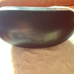 PRADA HARD CLAMSHELL SUNNIES CASE&CLEANING CLOTH