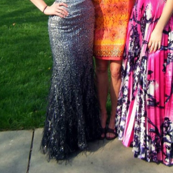 Prom Dress - Picture 4 of 4