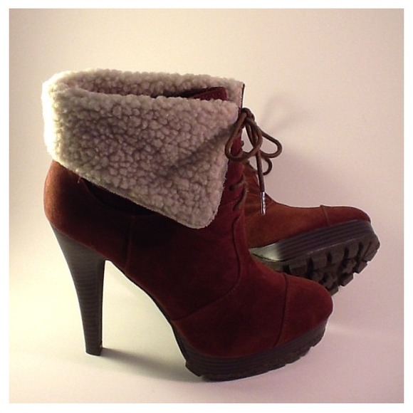 Boots - Stylish cute booties👢