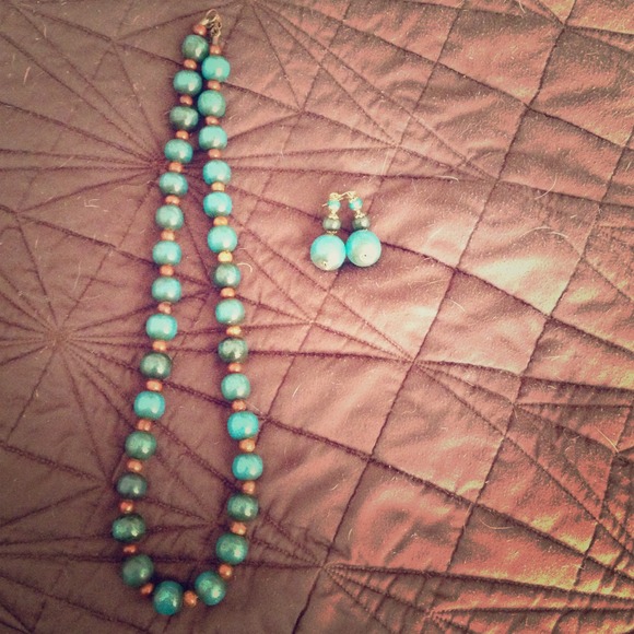 Teal bead necklace and earring set