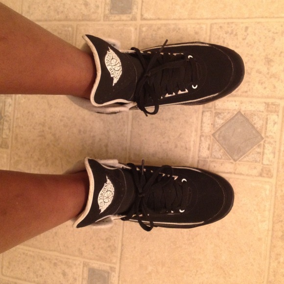 Jordan 2  size 5