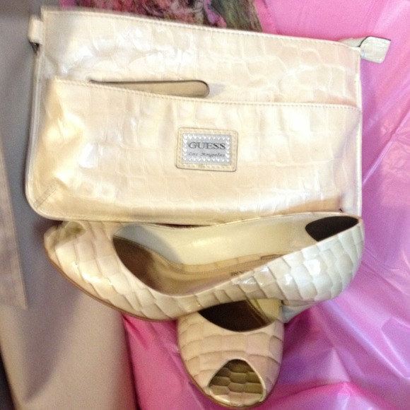 Handbag - Picture 1 of 1