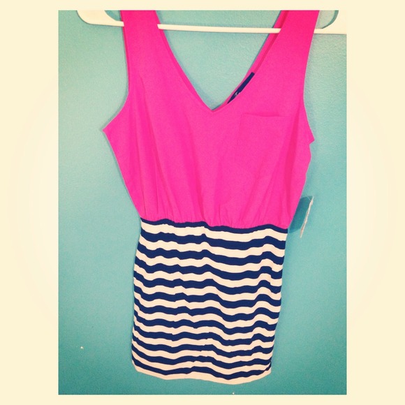 Dress - Picture 1 of 2