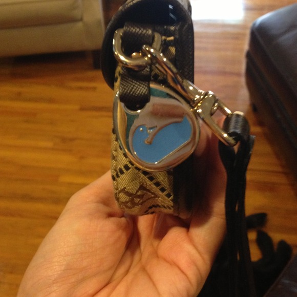 Authentic Dooney & Bourke wristlet - Picture 2 of 3